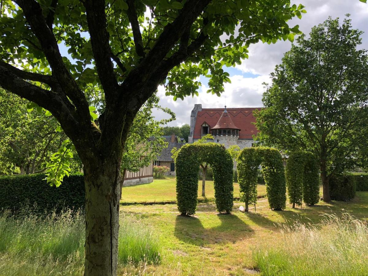 Villa Manoir De L'Aumonerie Saint-Martin-de-Boscherville Exterior foto